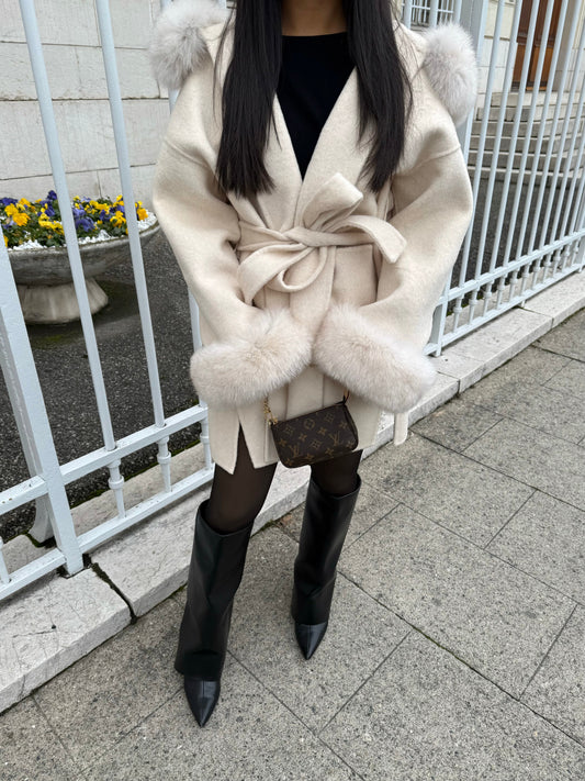 CREAM WOOL AND FUR COAT WITH HOOD