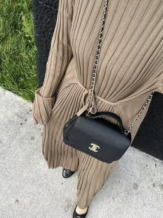 Lisa Luxe Knit Maxi Dress