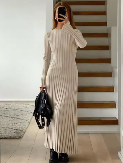 Lisa Luxe Knit Maxi Dress
